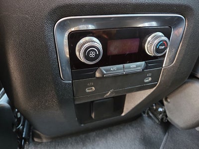 2023 GMC Yukon SLE