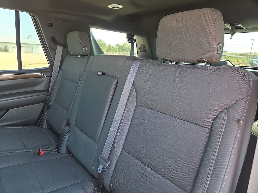 2023 GMC Yukon SLE
