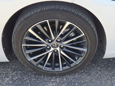 2025 Lexus ES 350