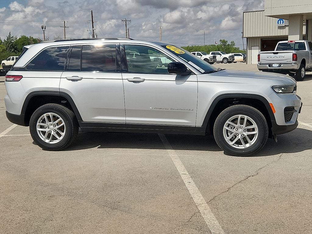 2025 Jeep Grand Cherokee Laredo X