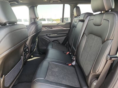 2026 Jeep Grand Cherokee Altitude 4x4