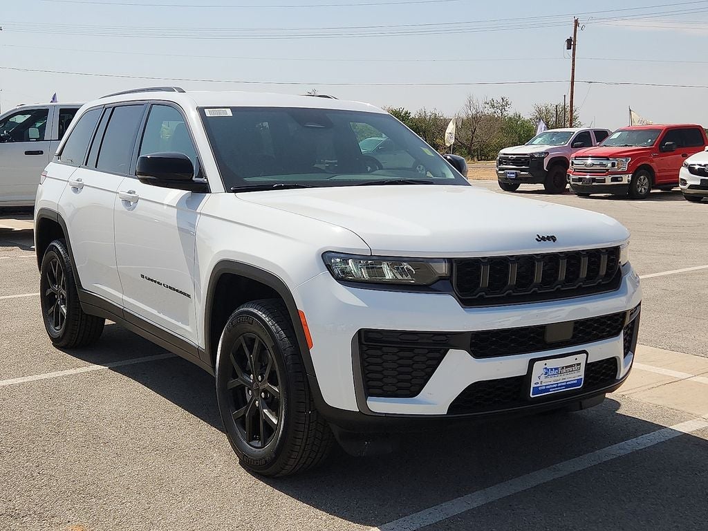 2026 Jeep Grand Cherokee Altitude 4x4