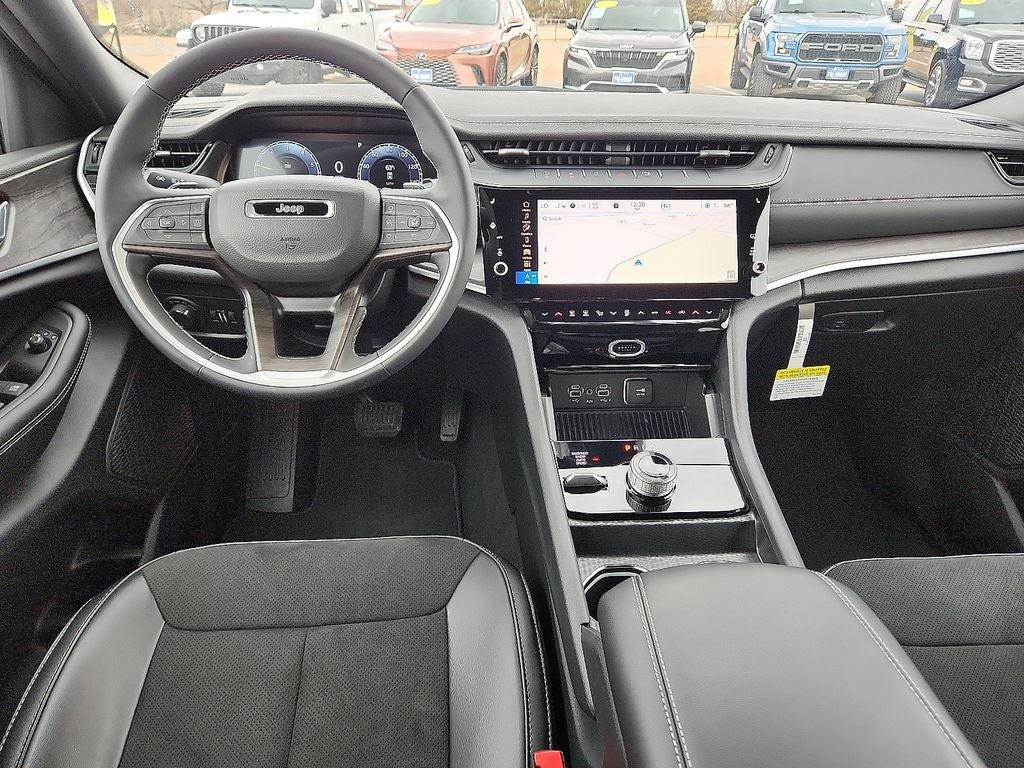 2026 Jeep Grand Cherokee GRAND CHEROKEE LAREDO ALTITUDE 4X4