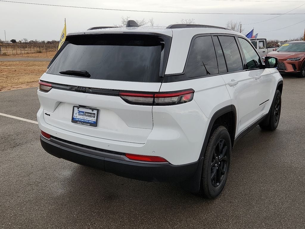 2026 Jeep Grand Cherokee GRAND CHEROKEE LAREDO ALTITUDE 4X4
