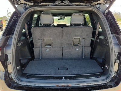 2027 Jeep Grand Cherokee GRAND CHEROKEE L LAREDO ALTITUDE 4X2