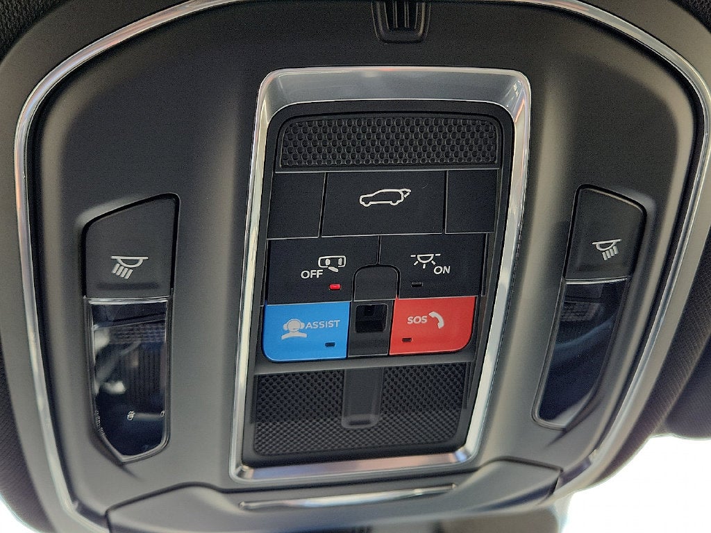 2027 Jeep Grand Cherokee GRAND CHEROKEE L LAREDO ALTITUDE 4X2