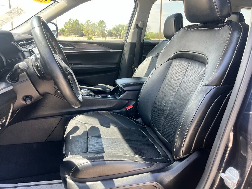 2023 Jeep Grand Cherokee L Limited 4x2