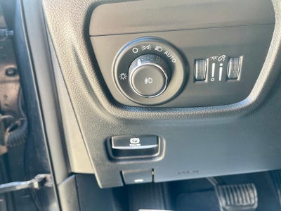 2023 Jeep Grand Cherokee L Limited 4x2