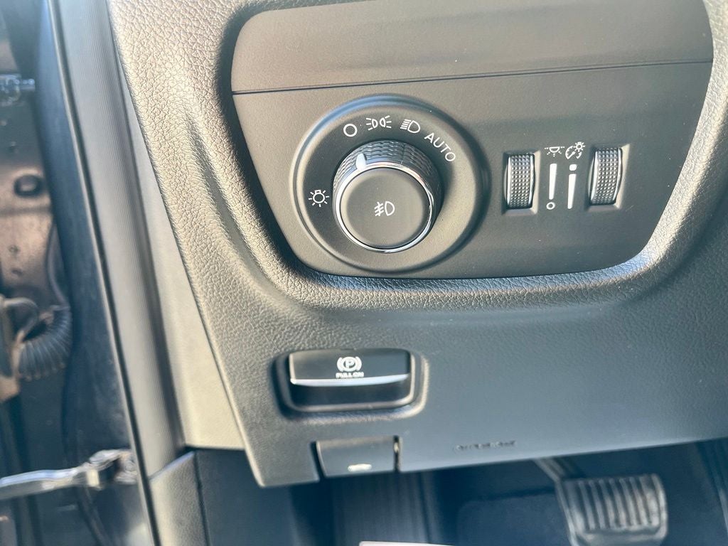 2023 Jeep Grand Cherokee L Limited 4x2