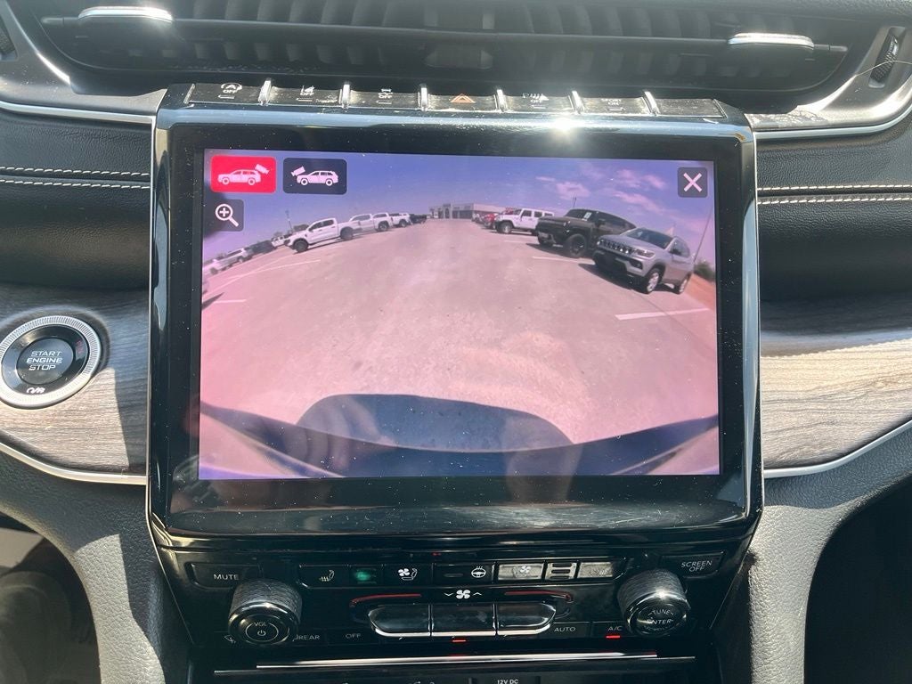 2023 Jeep Grand Cherokee L Limited 4x2