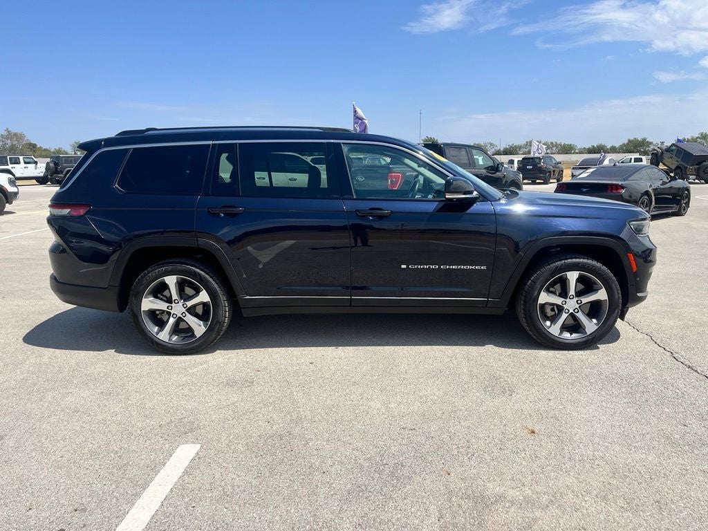 2023 Jeep Grand Cherokee L Limited 4x2