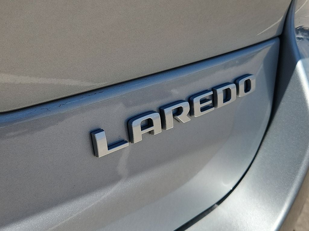 2025 Jeep Grand Cherokee GRAND CHEROKEE L LAREDO X 4X4