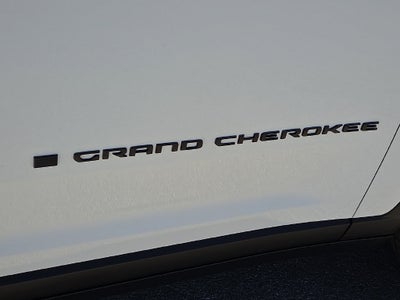 2027 Jeep Grand Cherokee GRAND CHEROKEE L LAREDO ALTITUDE 4X4