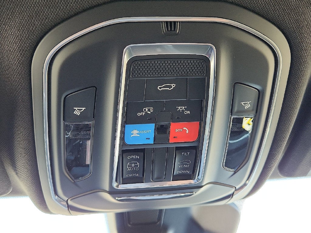 2027 Jeep Grand Cherokee GRAND CHEROKEE L LAREDO ALTITUDE 4X4