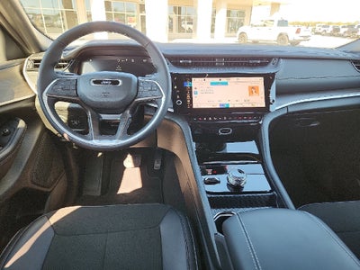 2027 Jeep Grand Cherokee GRAND CHEROKEE L LAREDO ALTITUDE 4X4