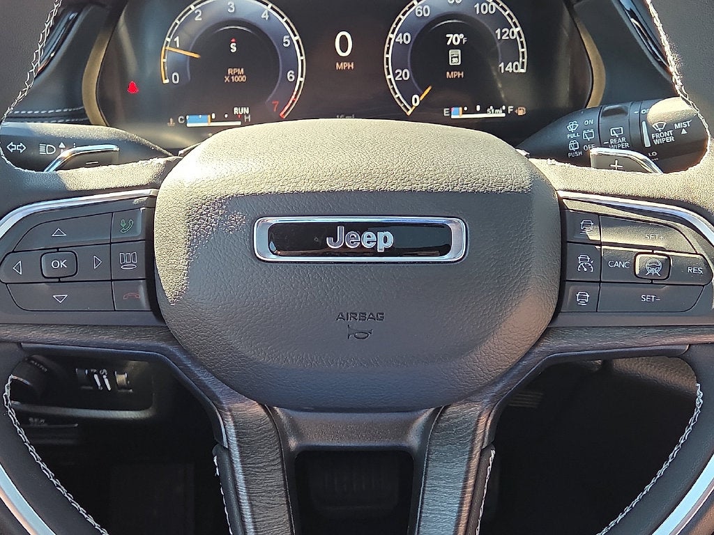 2027 Jeep Grand Cherokee GRAND CHEROKEE L LAREDO ALTITUDE 4X4