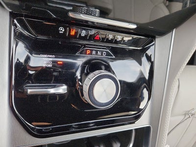 2025 Jeep Wagoneer Base