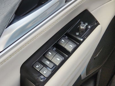 2025 Jeep Wagoneer Base