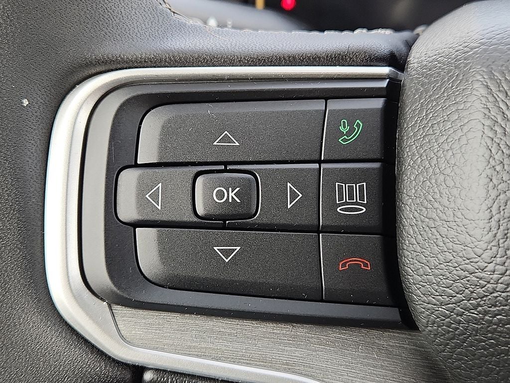 2025 Jeep Wagoneer Base
