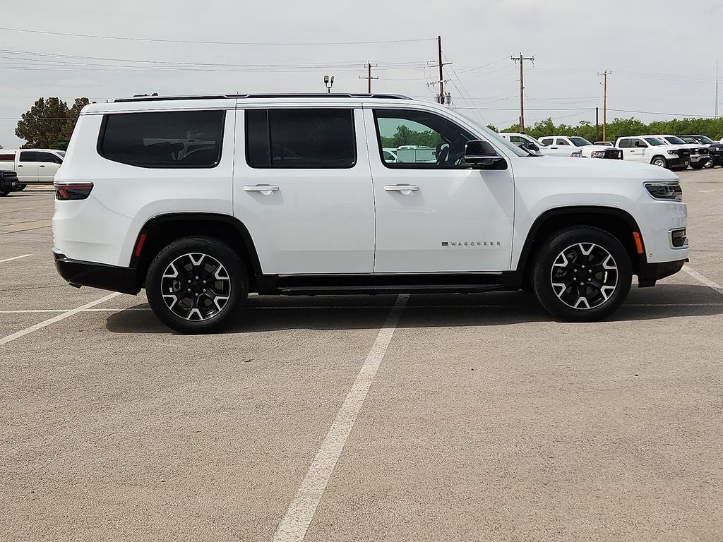 2025 Jeep Wagoneer Base