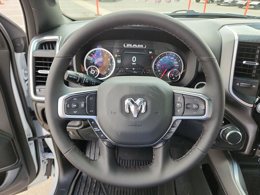 2025 RAM 1500 RAM 1500 LONE STAR CREW CAB 4X2 5'7' BOX