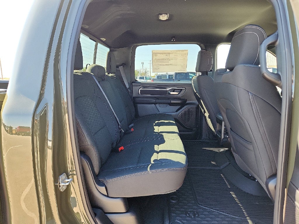 2027 RAM 1500 RAM 1500 LONE STAR CREW CAB 4X2 5'7' BOX