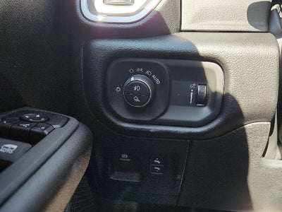 2027 RAM 1500 RAM 1500 LONE STAR CREW CAB 4X2 5'7' BOX