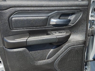 2026 RAM 1500 RAM 1500 EXPRESS QUAD CAB 4X2 6'4' BOX