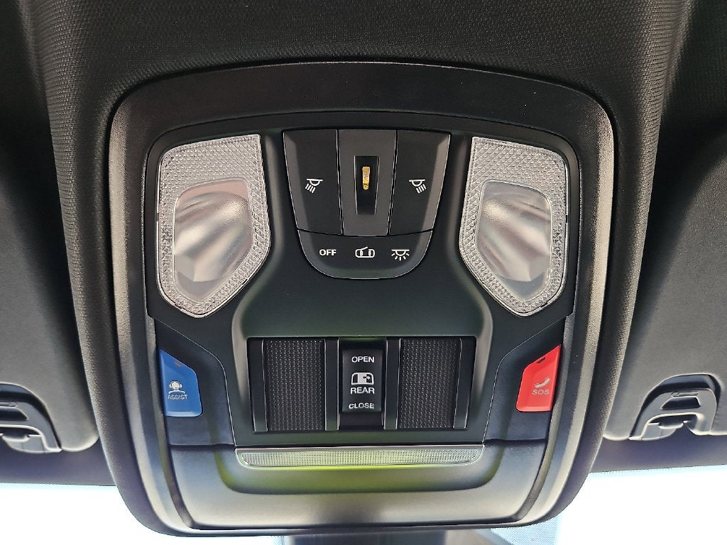 2026 RAM 1500 RAM 1500 EXPRESS QUAD CAB 4X2 6'4' BOX