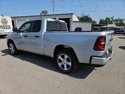 2026 RAM 1500 RAM 1500 EXPRESS QUAD CAB 4X2 6'4' BOX