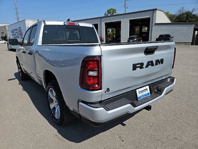 2026 RAM 1500 RAM 1500 EXPRESS QUAD CAB 4X2 6'4' BOX