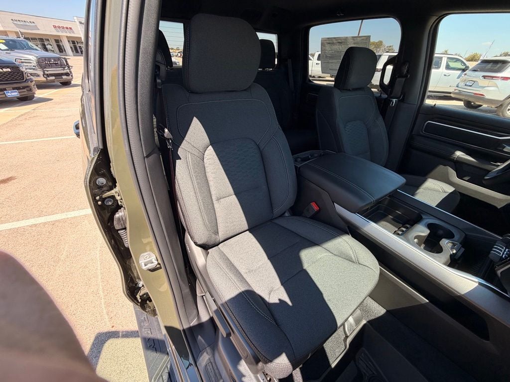 2026 RAM 1500 RAM 1500 LONE STAR CREW CAB 4X4 5'7' BOX