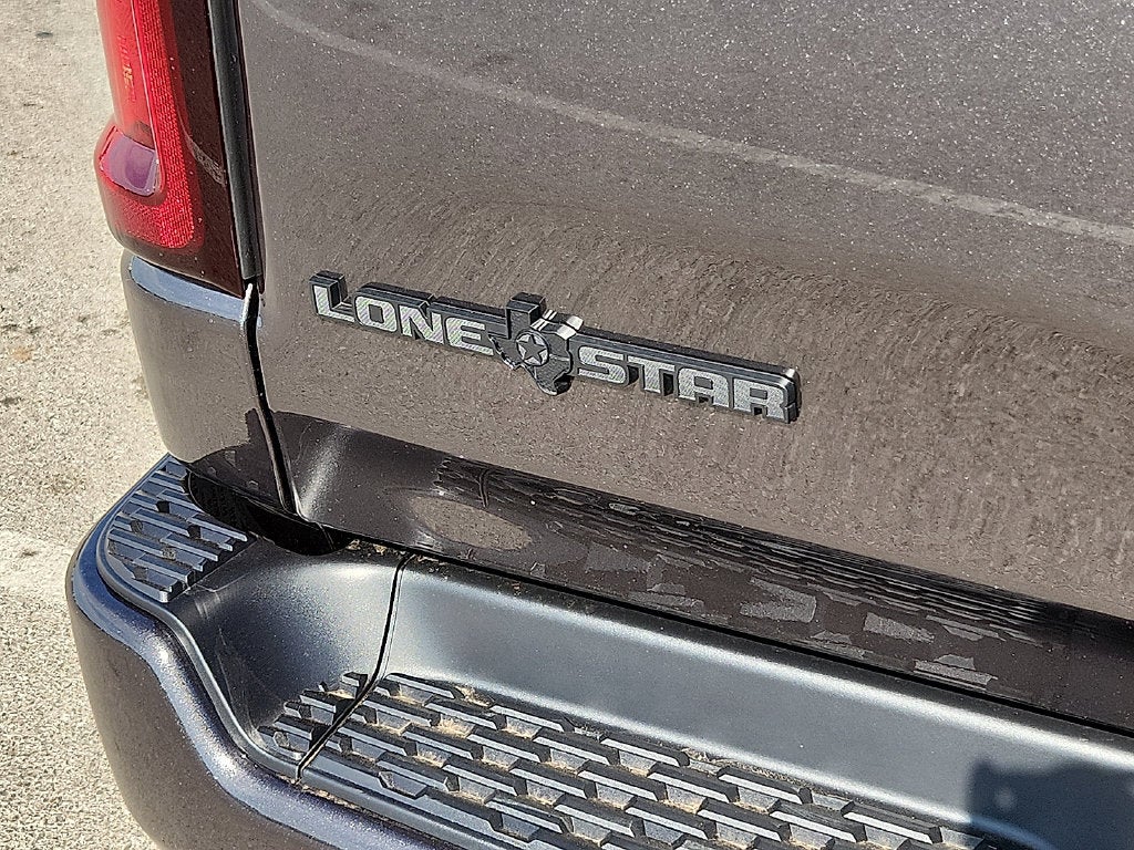2027 RAM 1500 RAM 1500 LONE STAR CREW CAB 4X4 5'7' BOX