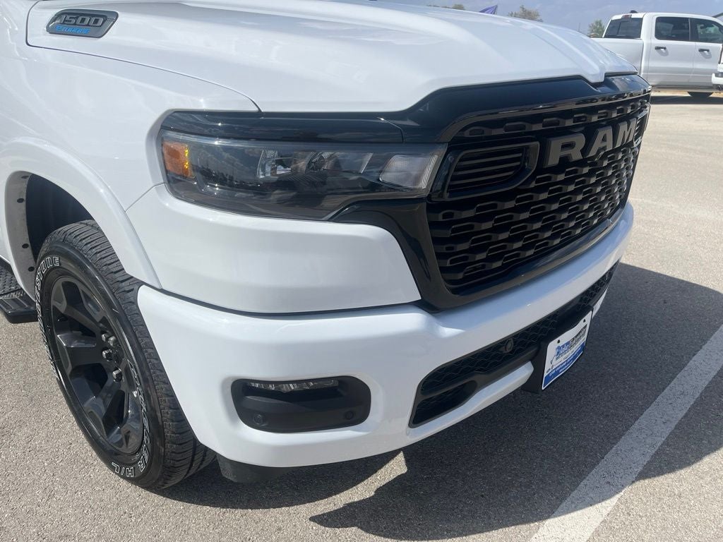 2026 RAM 1500 Lone Star Crew Cab 4x4 5'7' Box
