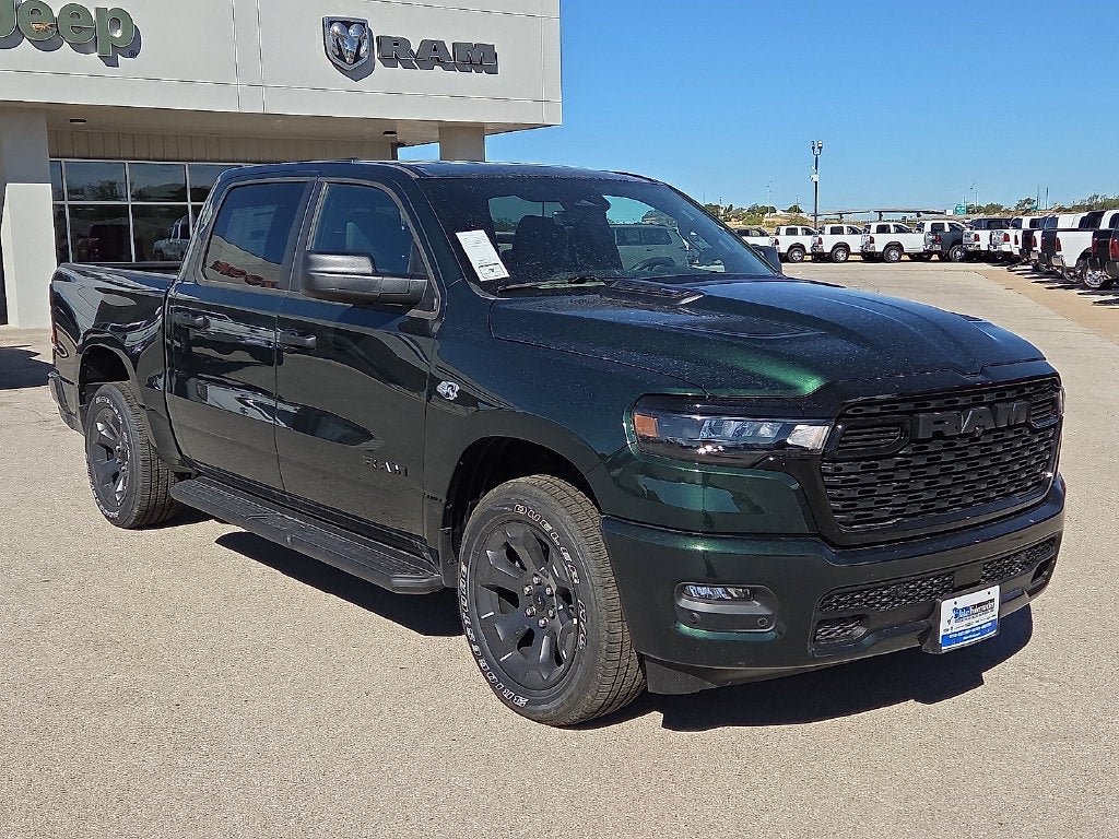 2026 RAM 1500 RAM 1500 EXPRESS CREW CAB 4X4 5'7' BOX