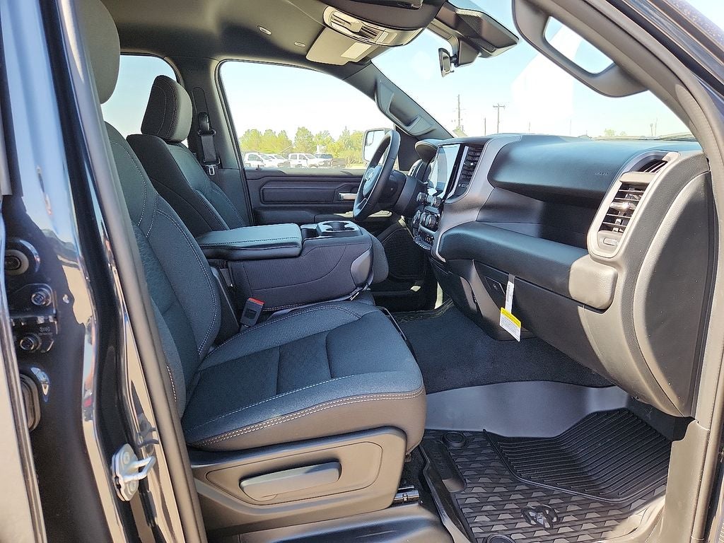 2026 RAM 1500 RAM 1500 WARLOCK CREW CAB 4X4 5'7' BOX