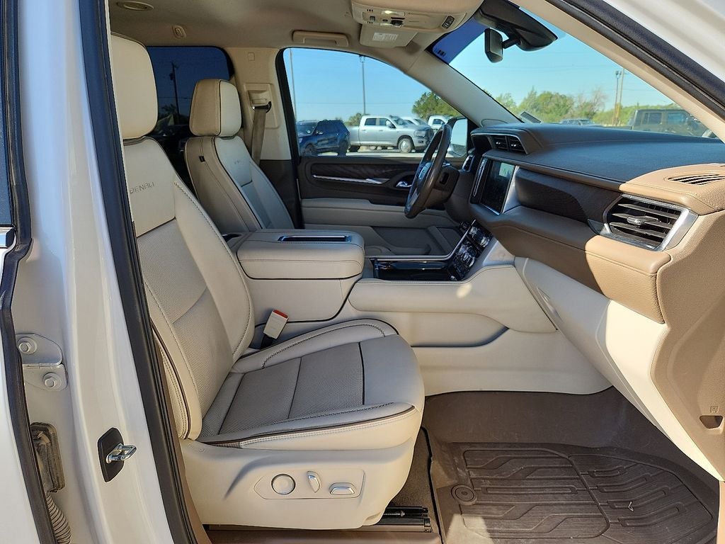 2021 GMC Yukon XL 4WD Denali