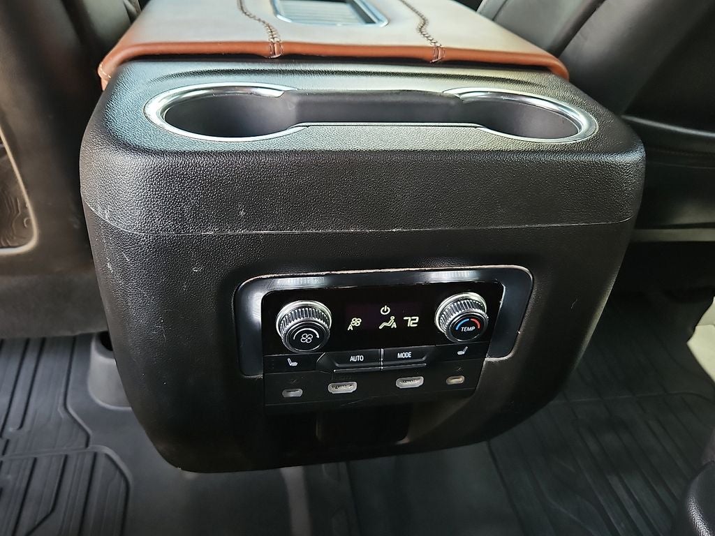 2023 GMC Yukon XL 4WD Denali Ultimate