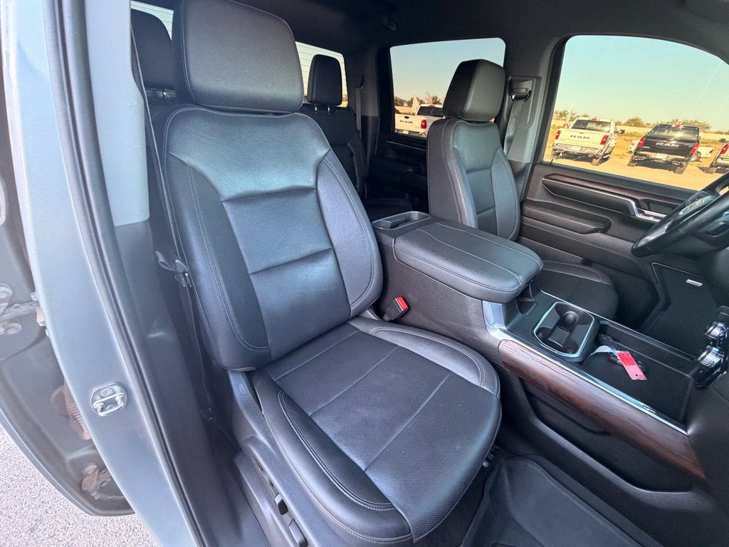 2024 GMC Sierra 3500HD 4WD Crew Cab Long Bed SLT