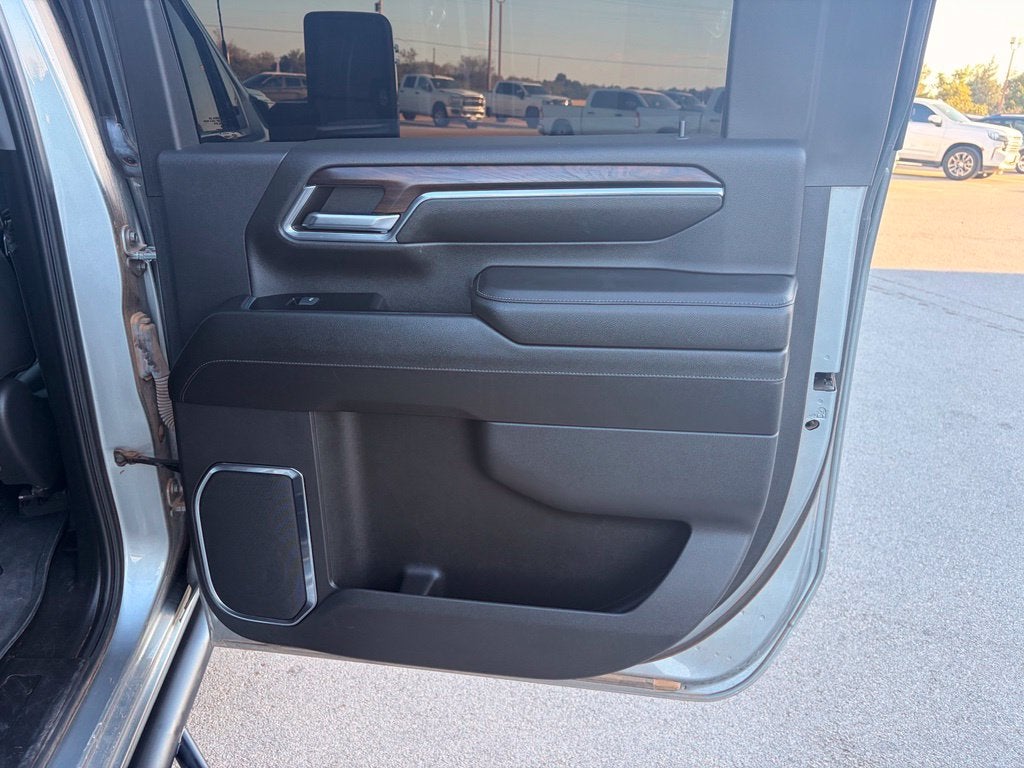 2024 GMC Sierra 3500HD 4WD Crew Cab Long Bed SLT