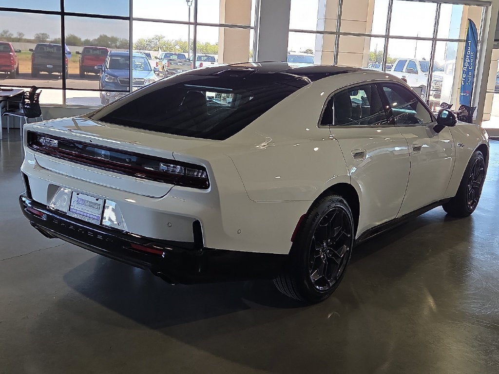 2027 Dodge Charger CHARGER R/T 4-DOOR AWD
