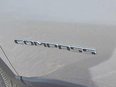 2024 Jeep Compass Latitude Lux FWD