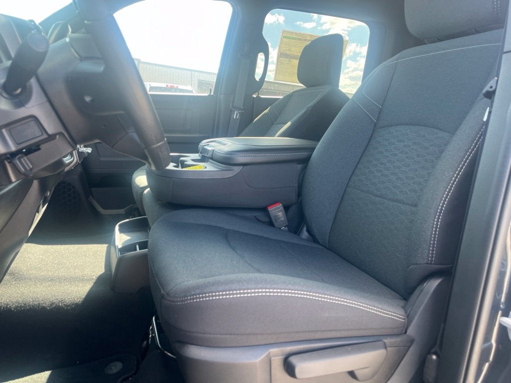 2026 RAM 2500 RAM 2500 TRADESMAN CREW CAB 4X4 6'4' BOX