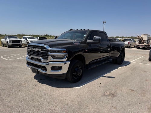 2025 RAM 3500 Tradesman Crew Cab 4x4 8' Box