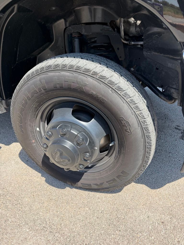 2025 RAM 3500 Tradesman Crew Cab 4x4 8' Box
