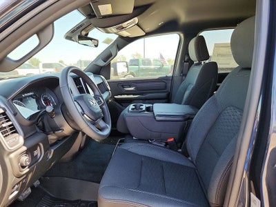 2025 RAM 3500 Tradesman Crew Cab 4x4 8' Box