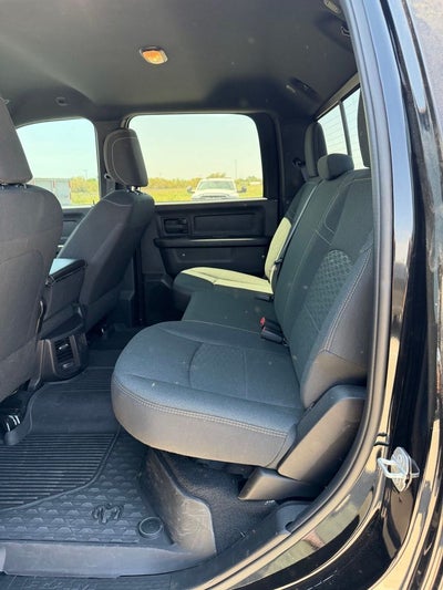 2025 RAM 3500 Tradesman Crew Cab 4x4 8' Box