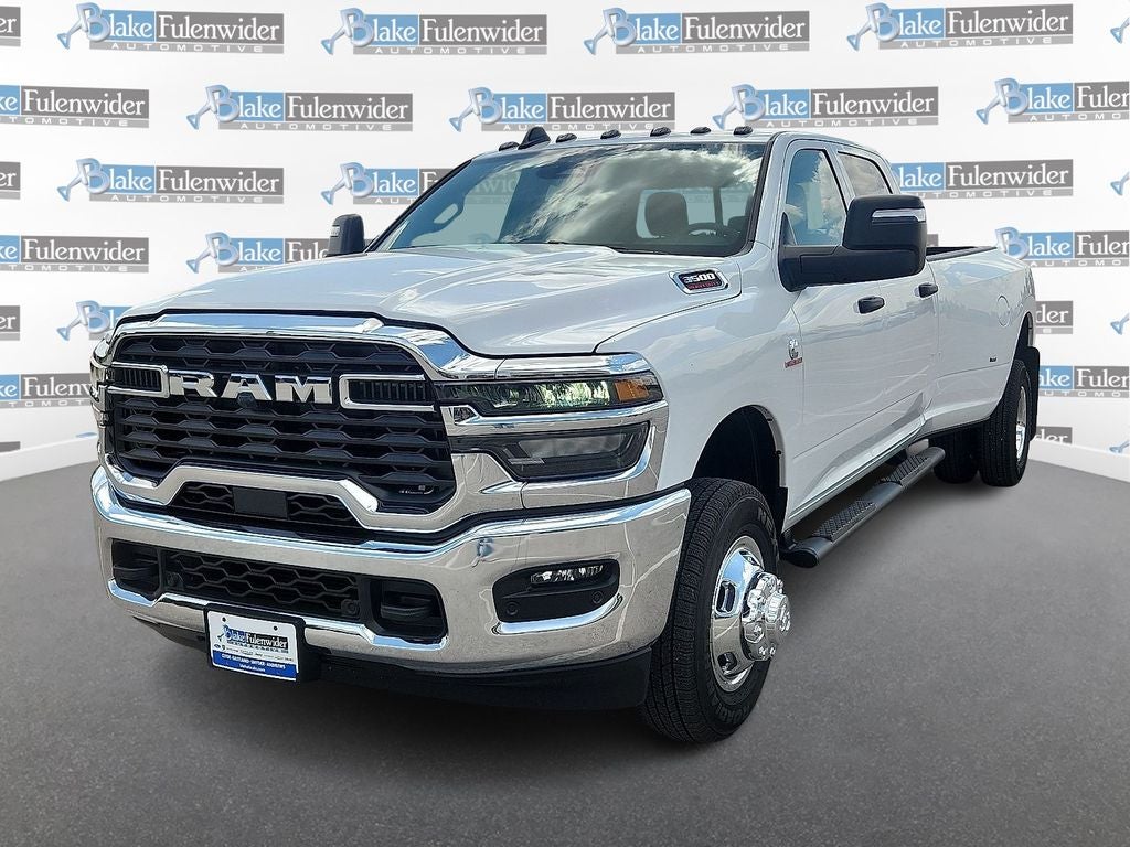 2026 RAM Ram 3500 RAM 3500 TRADESMAN CREW CAB 4X4 8' BOX