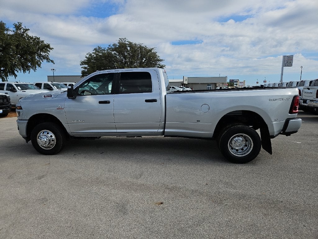 2026 RAM 3500 RAM 3500 LONE STAR CREW CAB 4X4 8' BOX
