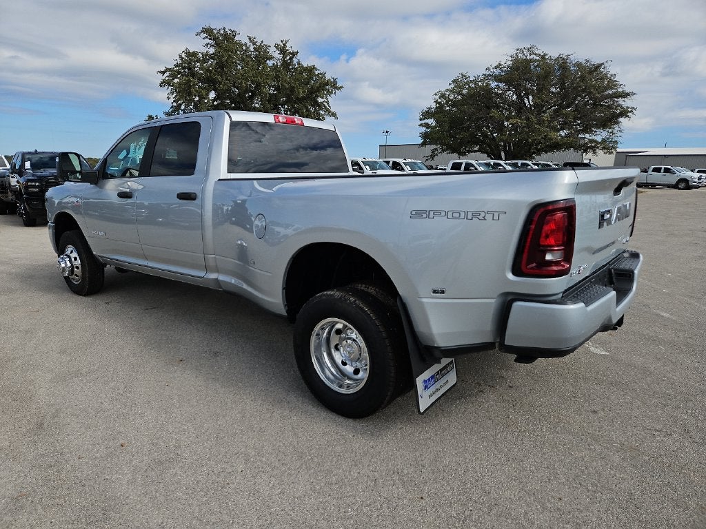 2026 RAM 3500 RAM 3500 LONE STAR CREW CAB 4X4 8' BOX